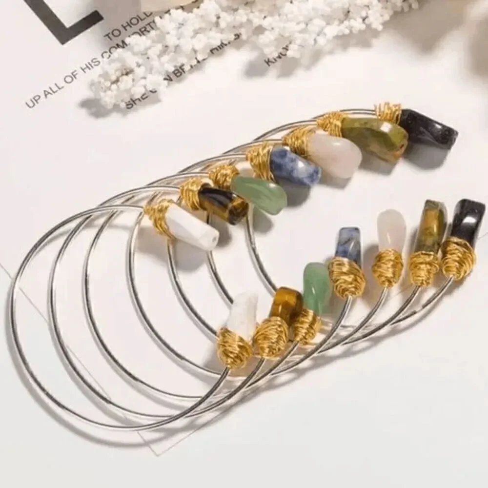 Fashionable Ladies Stone Bracelet